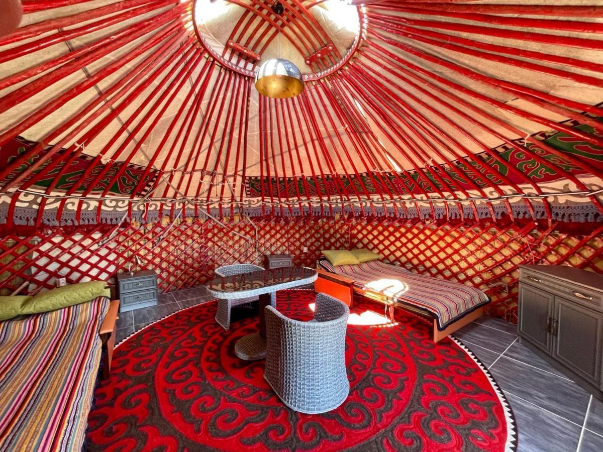 Tossor Ak-Tengir Yurt Resort מראה חיצוני תמונה