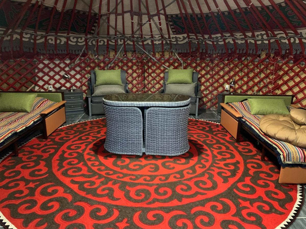 Tossor Ak-Tengir Yurt Resort מראה חיצוני תמונה