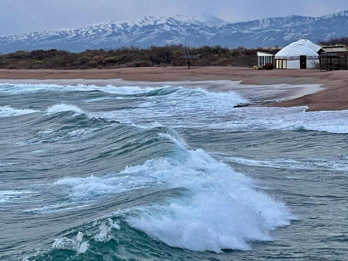 Tossor Ak-Tengir Yurt Resort מראה חיצוני תמונה
