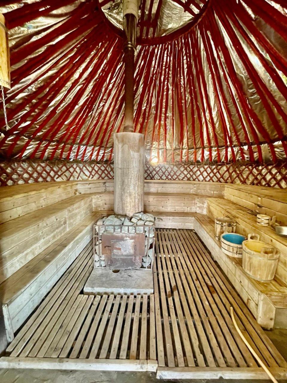 Tossor Ak-Tengir Yurt Resort מראה חיצוני תמונה